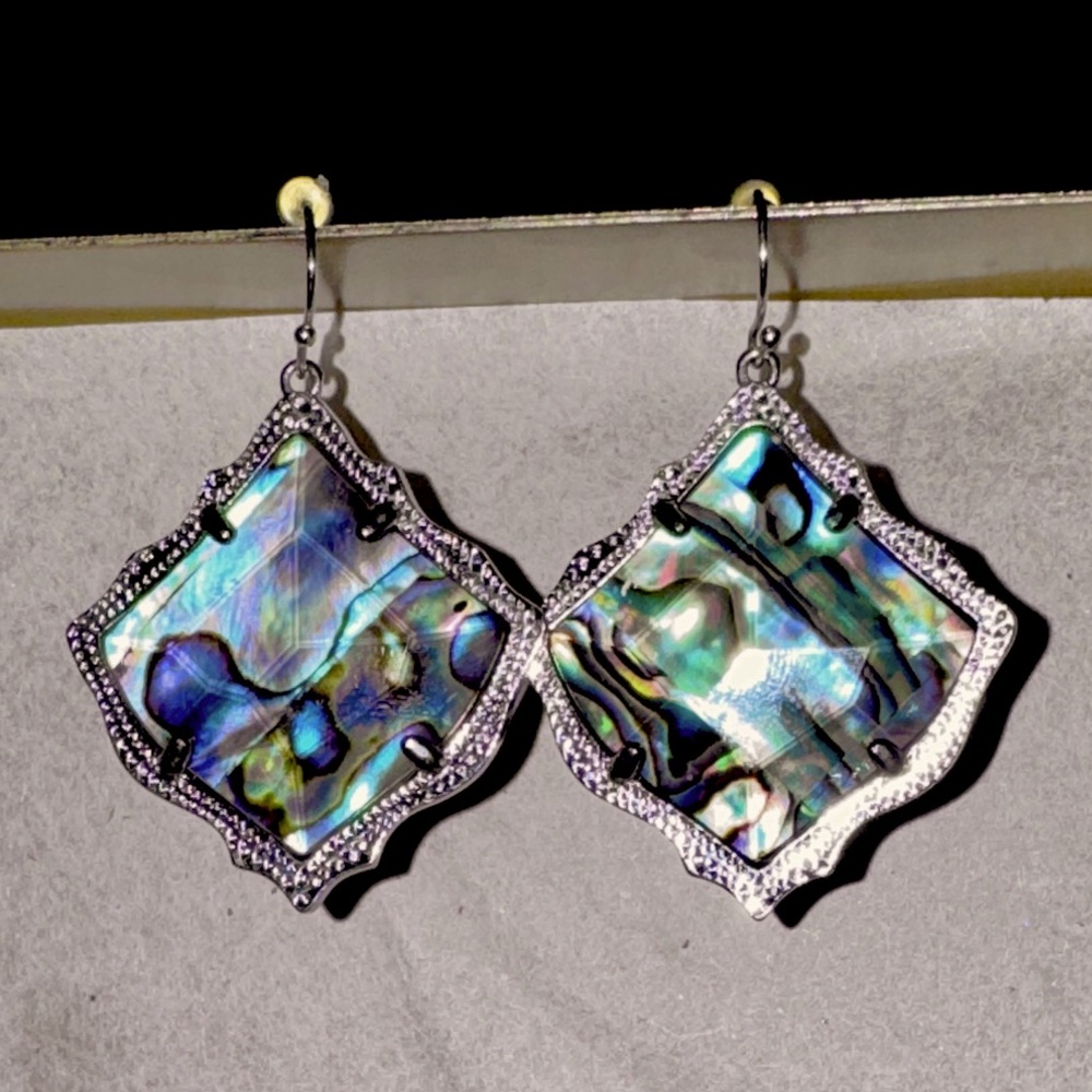 Kendra Scott Silver Kirsten Drop Earrings in Abalone Shell